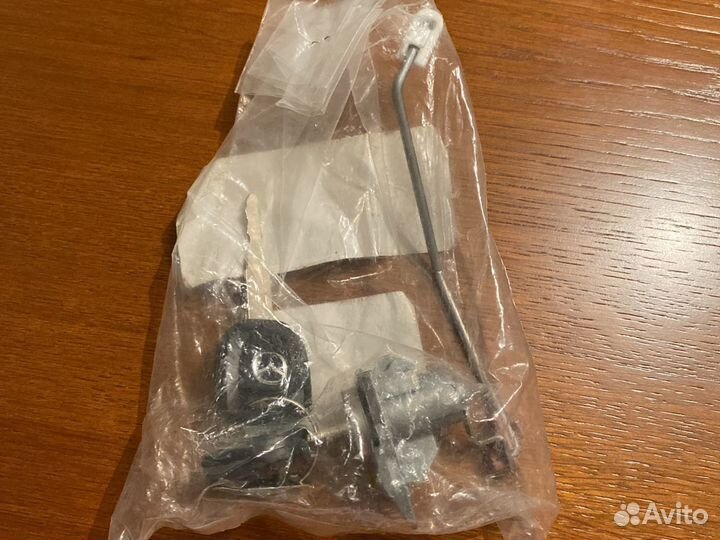 Личинка замка водительской двери с ключами Mazda3