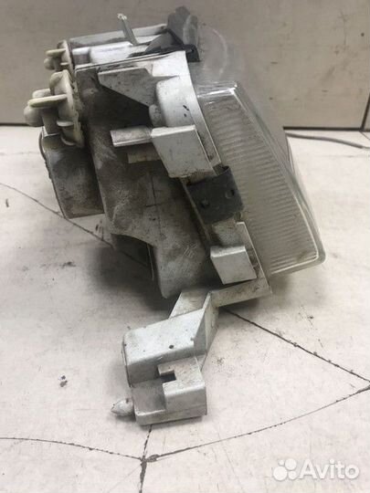 Фара правая Skoda Octavia