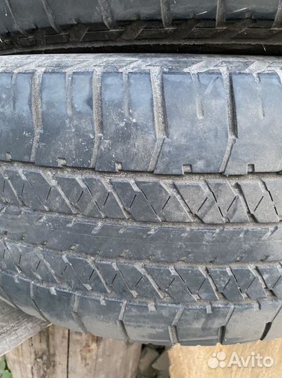 Bridgestone Dueler H/T 275/60 R20