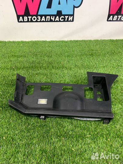 Декоративная накладка торпедо Tesla Model S 2015