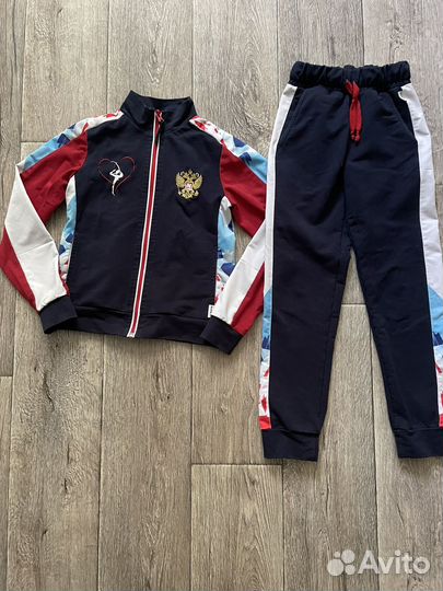 Спортивный костюм для художественной гимнастики