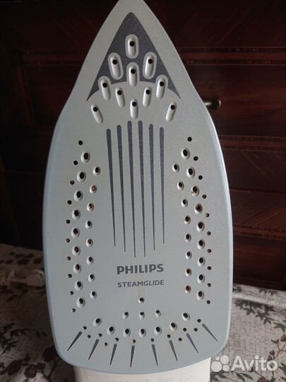 Утюг Philips GC3320