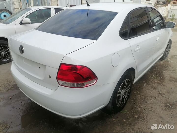 Задняя часть кузова (четверти)крыло VW Polo sedan