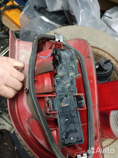 Фонарь задний правый Citroen Xsara Picasso