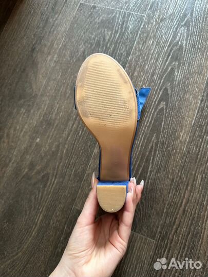 Женские туфли