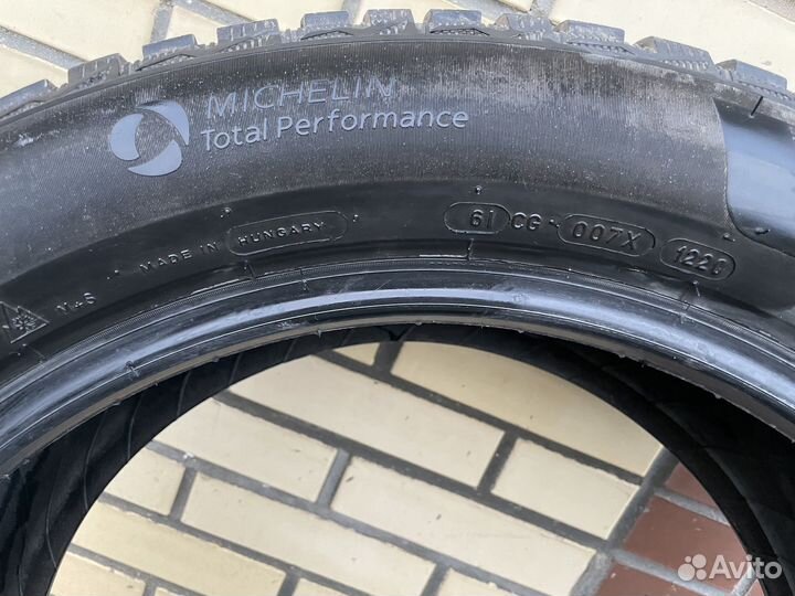 Michelin X-Ice North 4 275/50 R21