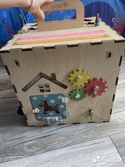 Развивающие игрушки бизиборд