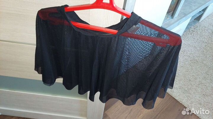 Спортивный купальник с юбкой