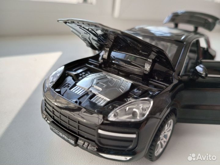 Porsche Cayenne модель машины 1:32