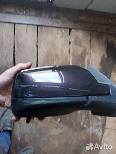 Зеркало правое