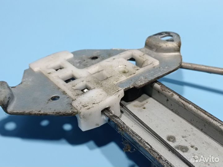 Стеклоподъёмник задний правый Mitsubishi Lancer 9