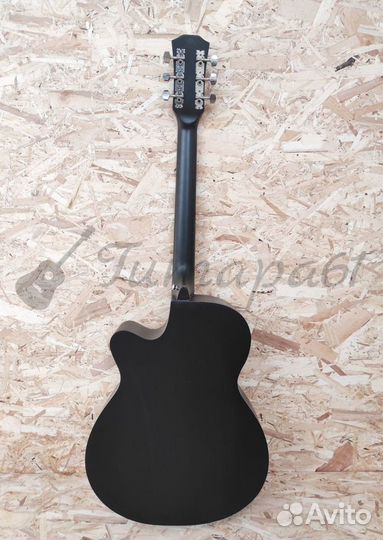 Гитара с вырезом