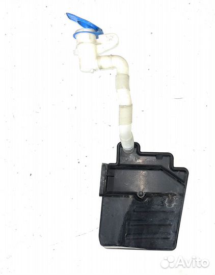 Бачок омывателя VW Golf 6 2011 г