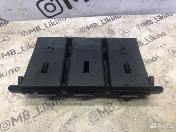 Воздуховод дефлектор Mercedes Ml W163