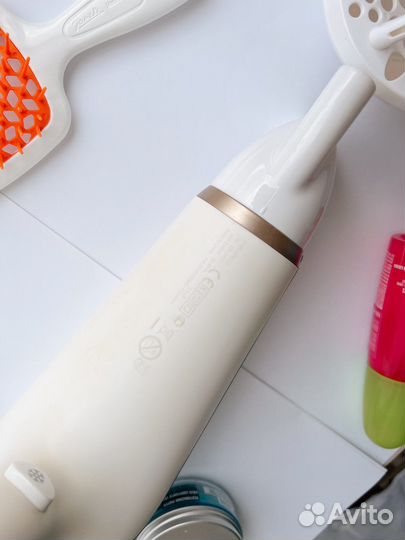 Фен Philips Ionic ThermoProtect 2200w HP8238/00