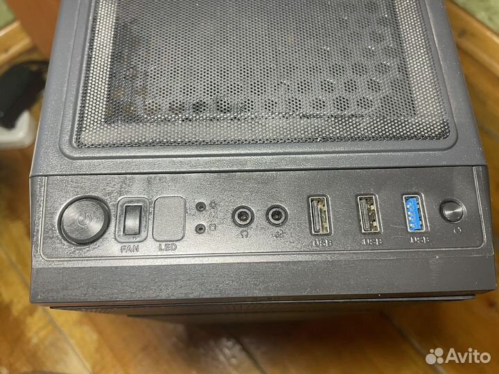 Офисный компьютер