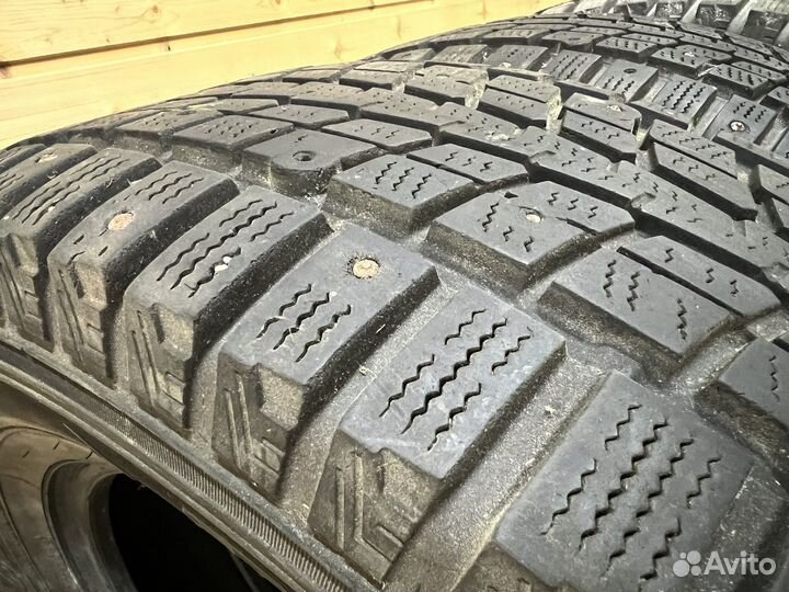 Dunlop SP Winter Ice 01 265/65 R17