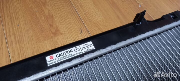 Радиатор охлаждения toyota land cruiser 200