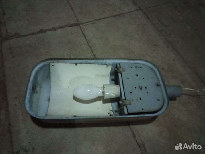 Фонарь уличный