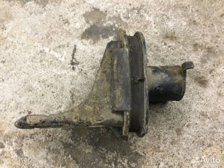 Кронштейн задней балка Honda Accord 7 2003-2007