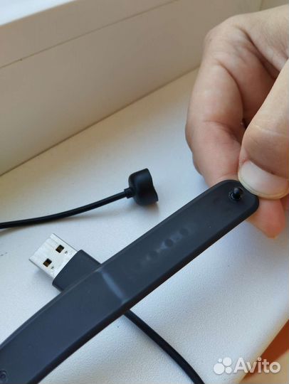 Зарядка для Xiaomi Mi band 7 и ремешок