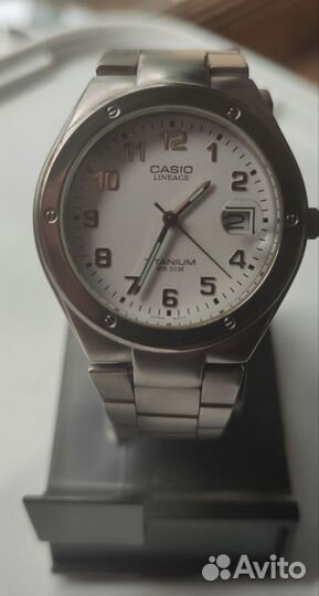 Casio Titanium Lineage 164 с циклопом