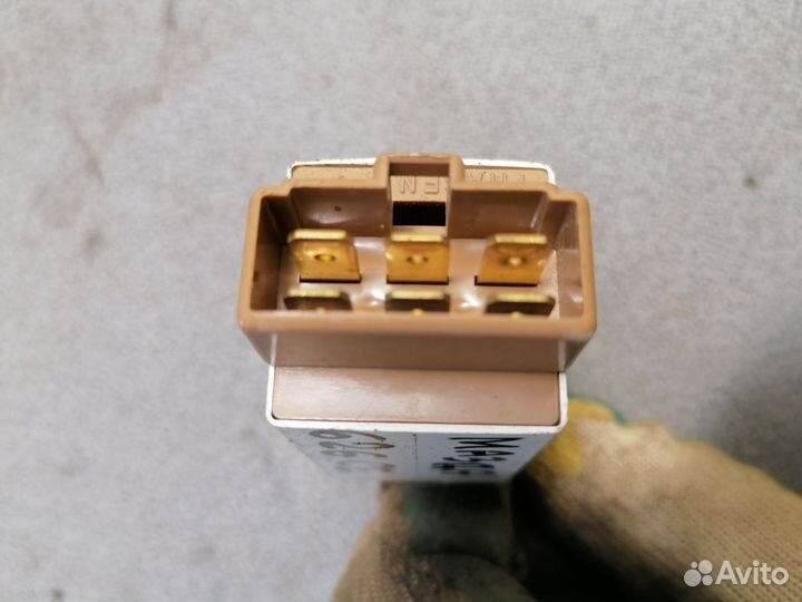 Реле стоп-сигнала Mazda 626 GE (1992-1997)