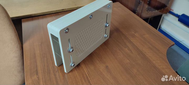 Регулируемая накладка на транец