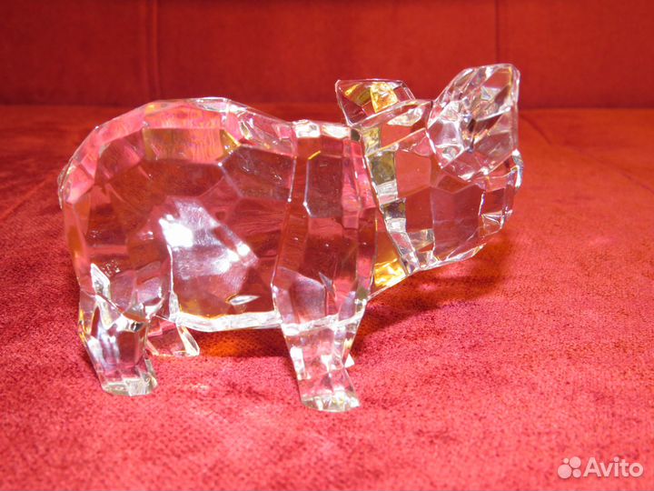 Фигурка из акрила. Свинья (хрюшка, поросенок)