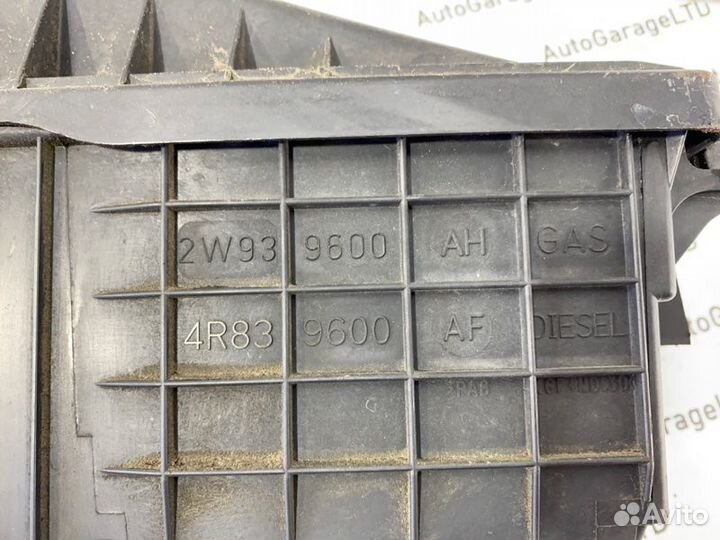 Корпус воздушного фильтра Jaguar Xf I Рестайлинг