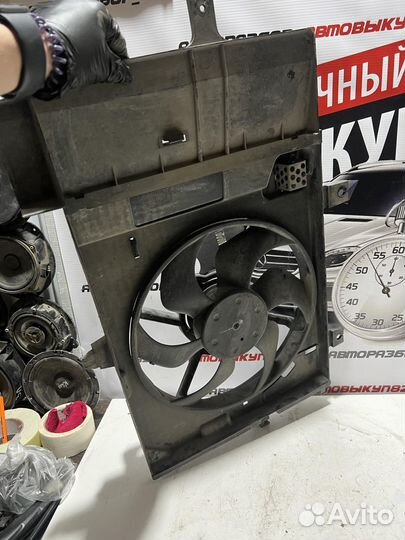 Вентилятор охлаждения радиатора Nissan Note E11