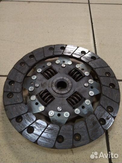 Комплект сцепления Volkswagen Golf 3 AAM 1992