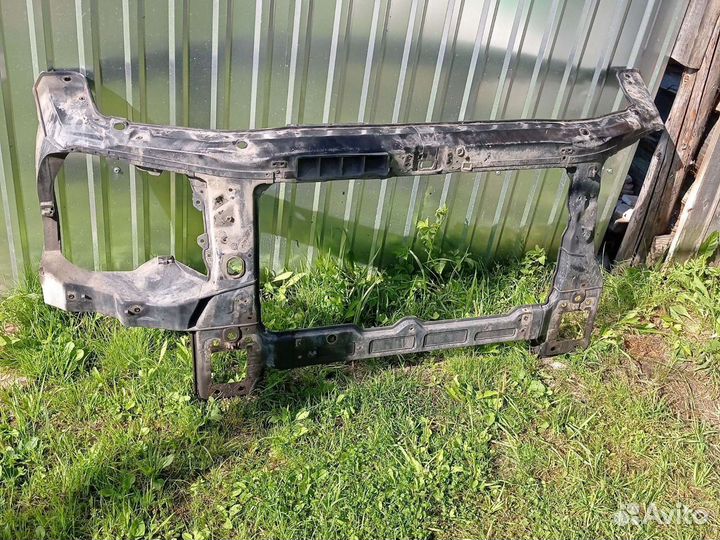 Телевизор хундай гранд старекс