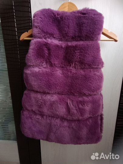 Жилетка меховая женская