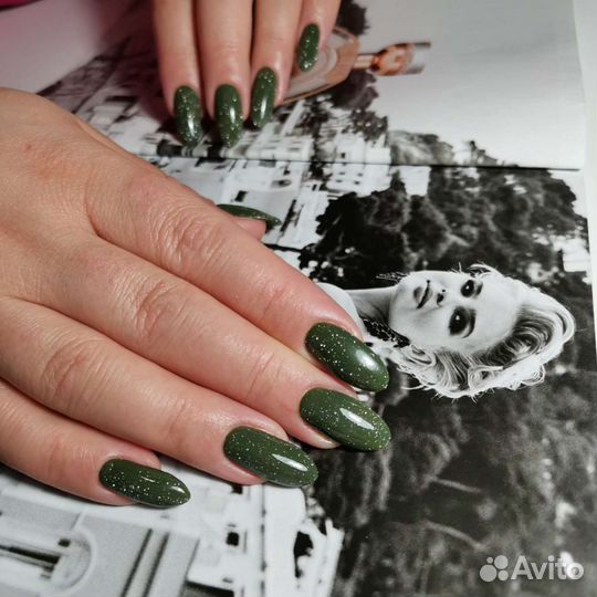 Маникюр с покрытием гель лаком