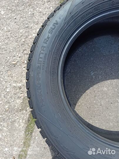 Nokian Tyres Hakkapeliitta R2 SUV 235/60 R18 107R