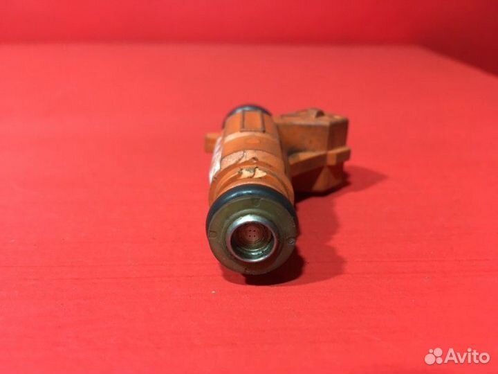 Форсунка Citroen C4 1 2008