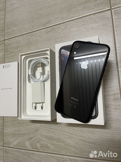 iPhone Xr, 64 ГБ