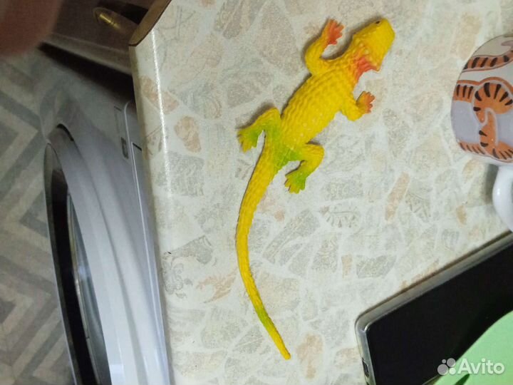 Резиновая игрушка