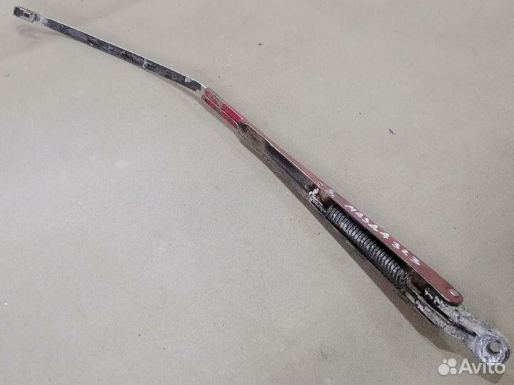 Поводок заднего дворника Mazda 323 5E 1.5 1980-89