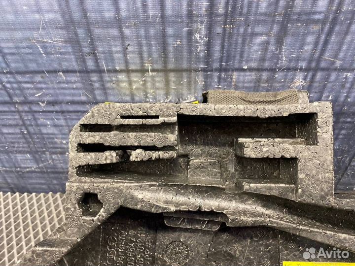 Отсек под инструмент Audi A6 C5 ATQ 2000