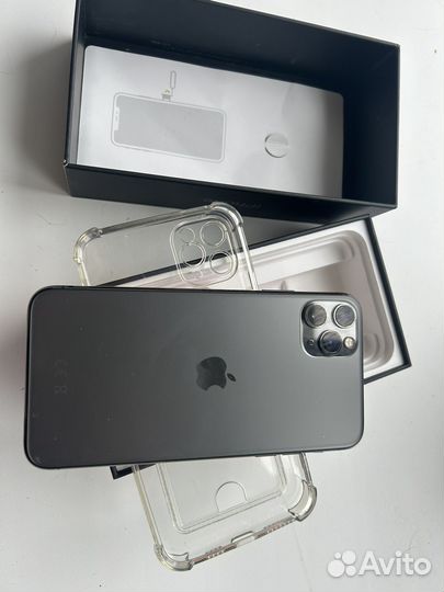 iPhone 11 Pro Max, 64 ГБ