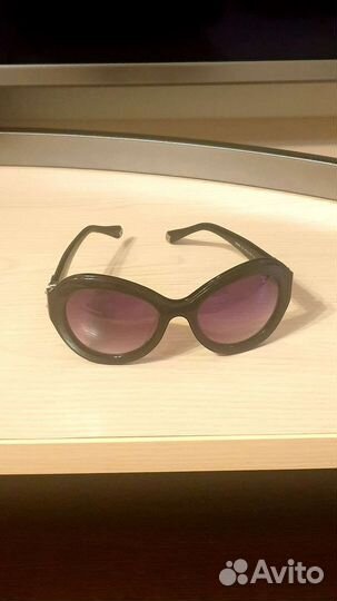 Солнцезащитные очки женские брендовые