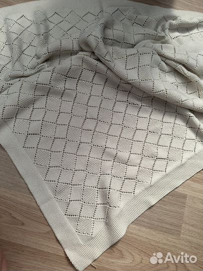 Плед вязаный на выписку