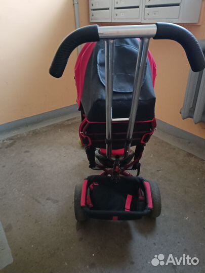 Детский велосипед с родительской ручкой