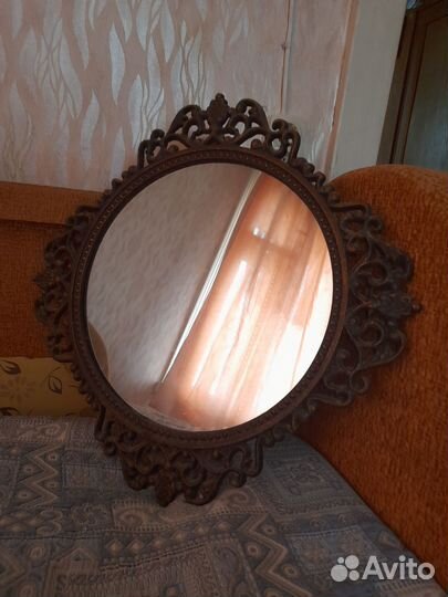 Зеркало настенное