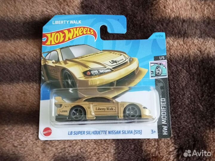 Skyline r32 Godzilla Nissan Silvia Hot wheels