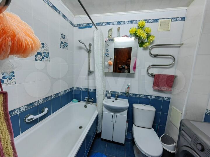 2-к. квартира, 42 м², 1/5 эт.