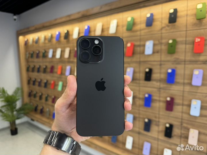 iPhone 15 Pro Max, 256 ГБ