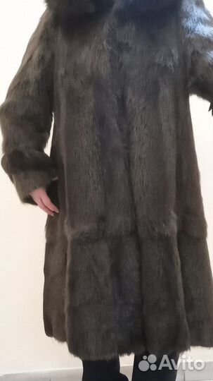 Шуба мягкая идеальная нутрия капюшон 50-52